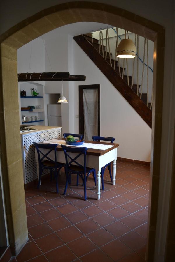 Villa Upstairs - Lazy Terrace Lecce Exterior foto
